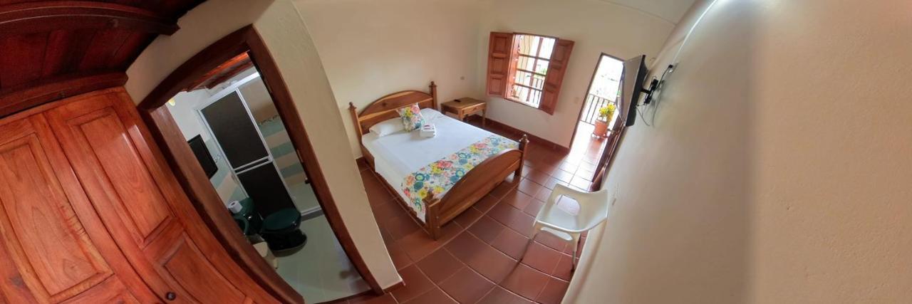 La Casa De Las Flores Hostal Jardín Exteriör bild